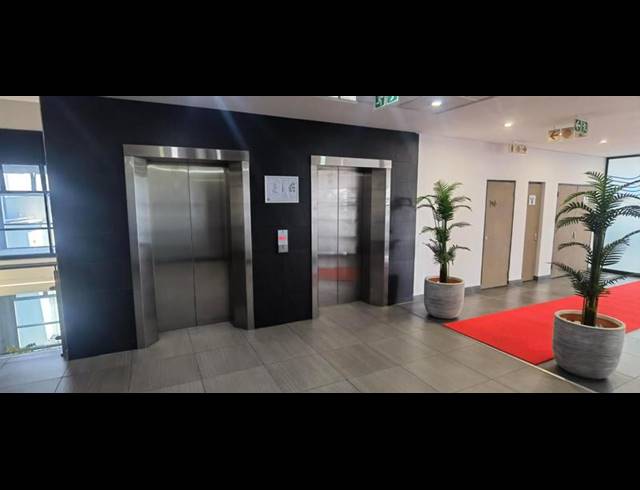 BUSINESS PROPERTY TO RENT IN LYNNWOOD